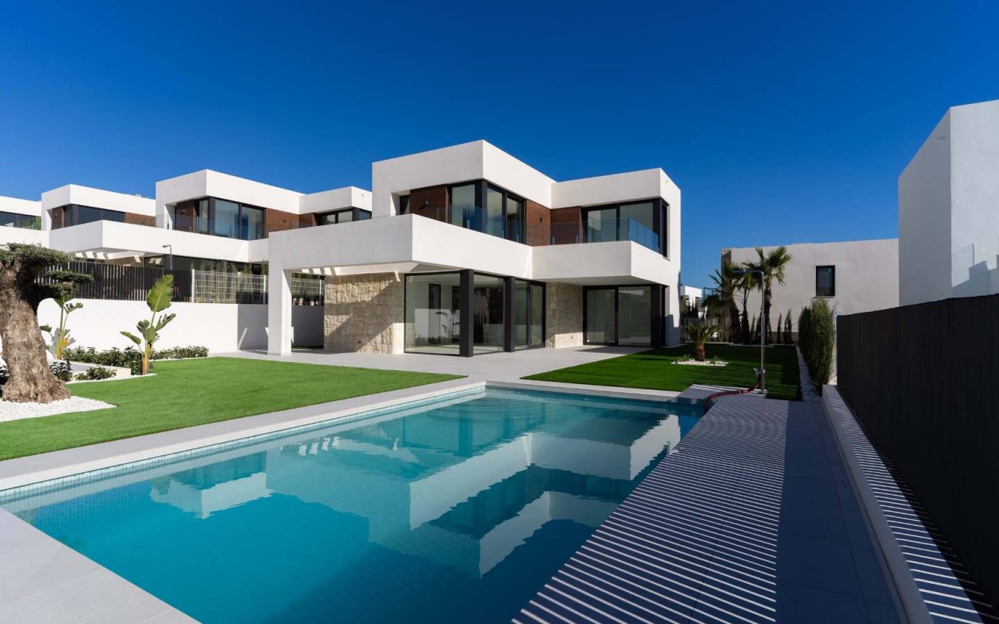 Villa for sale in Alicante 14