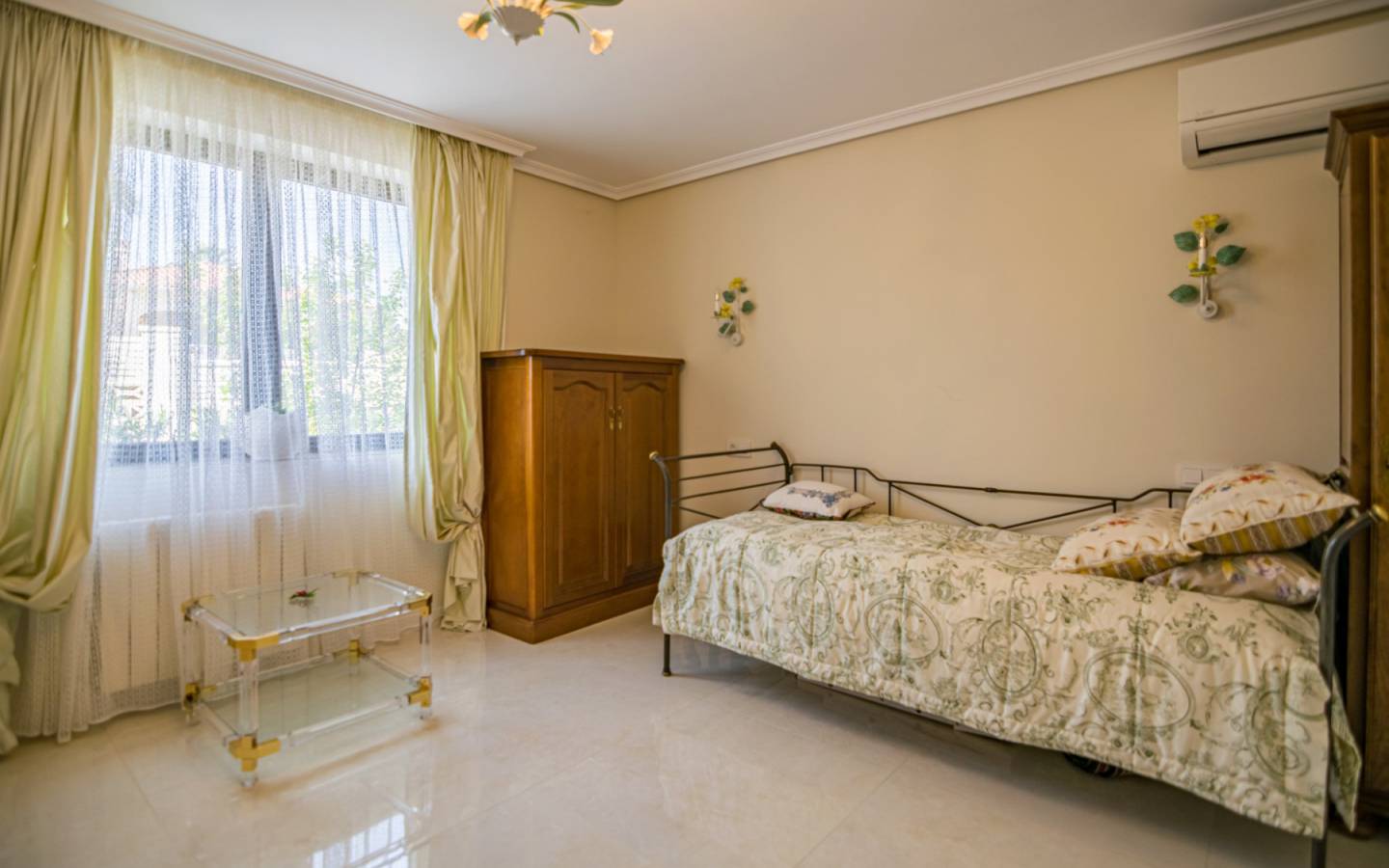 Villa à vendre à Alicante 28