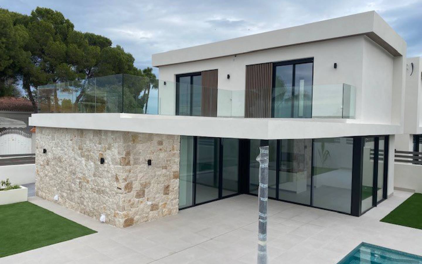 Villa te koop in Alicante 22