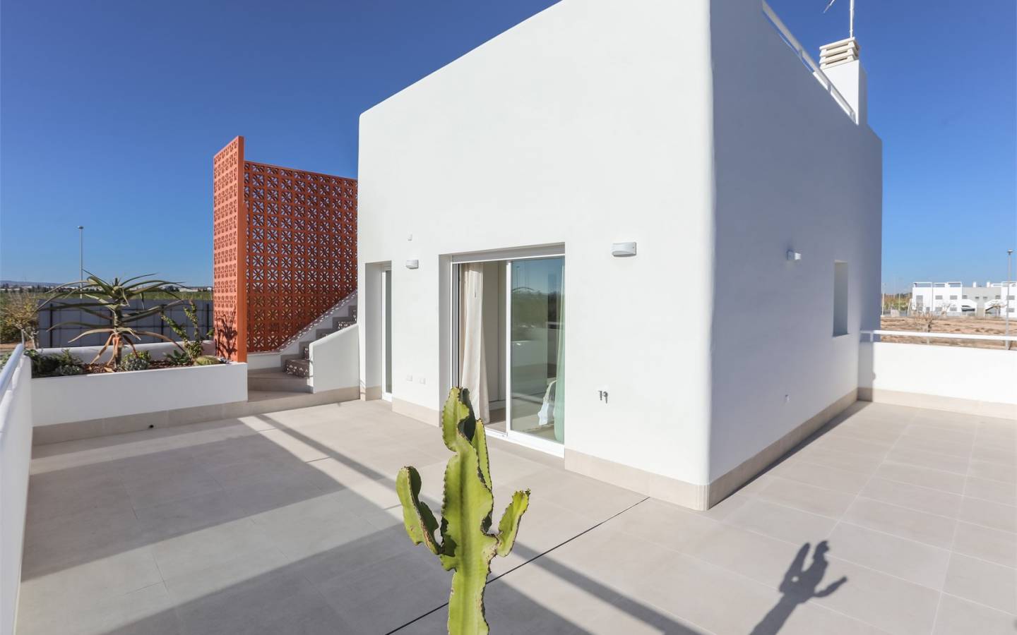 Villa for sale in Alicante 28