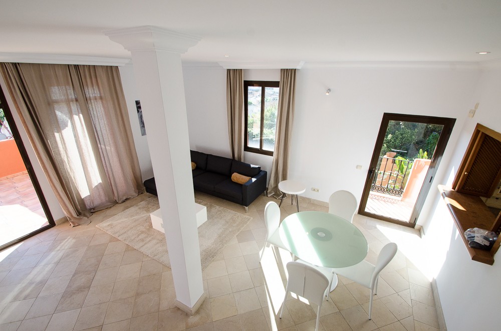 Apartamento en venta en Estepona 15