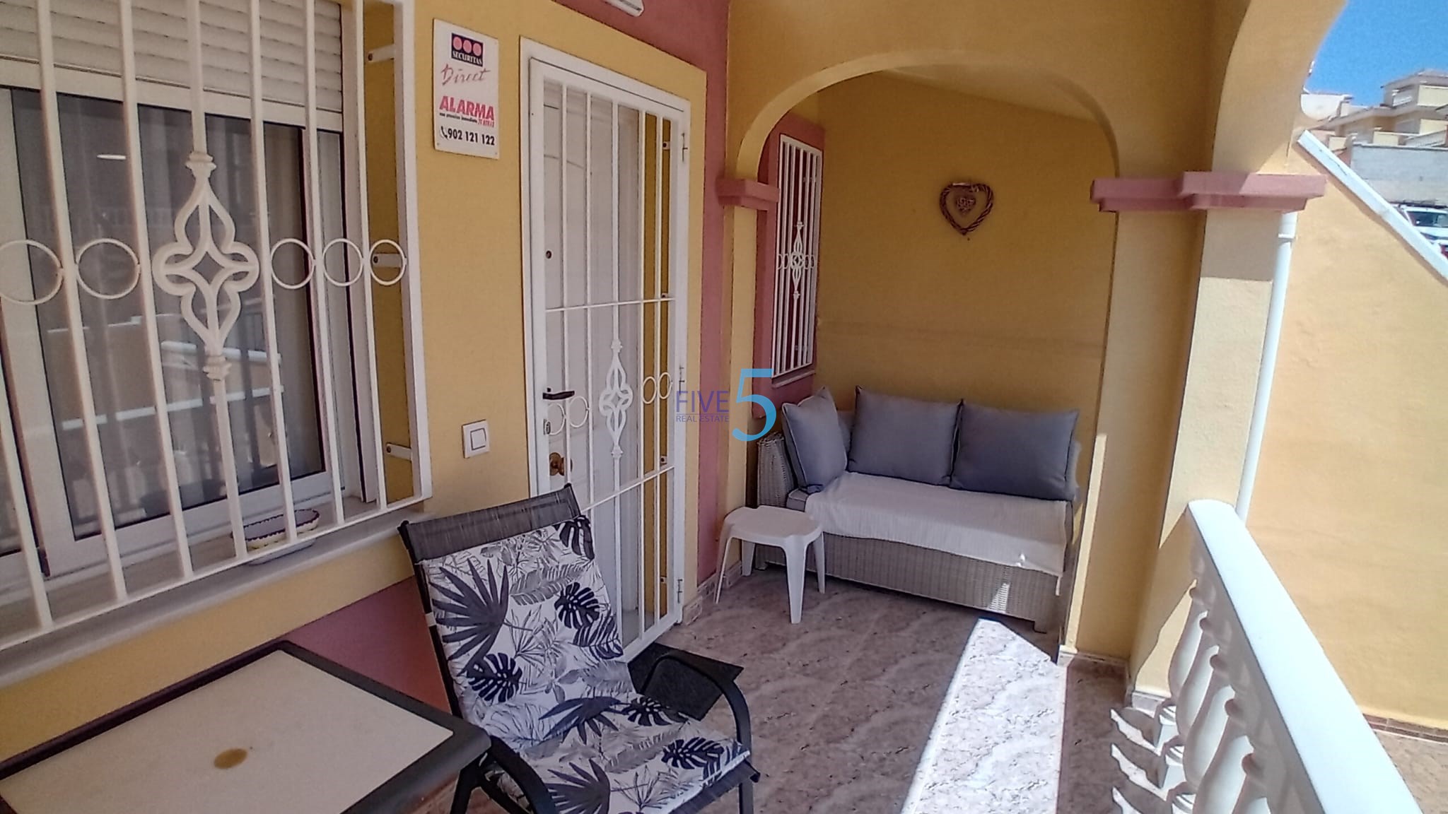 Townhouse te koop in Alicante 24