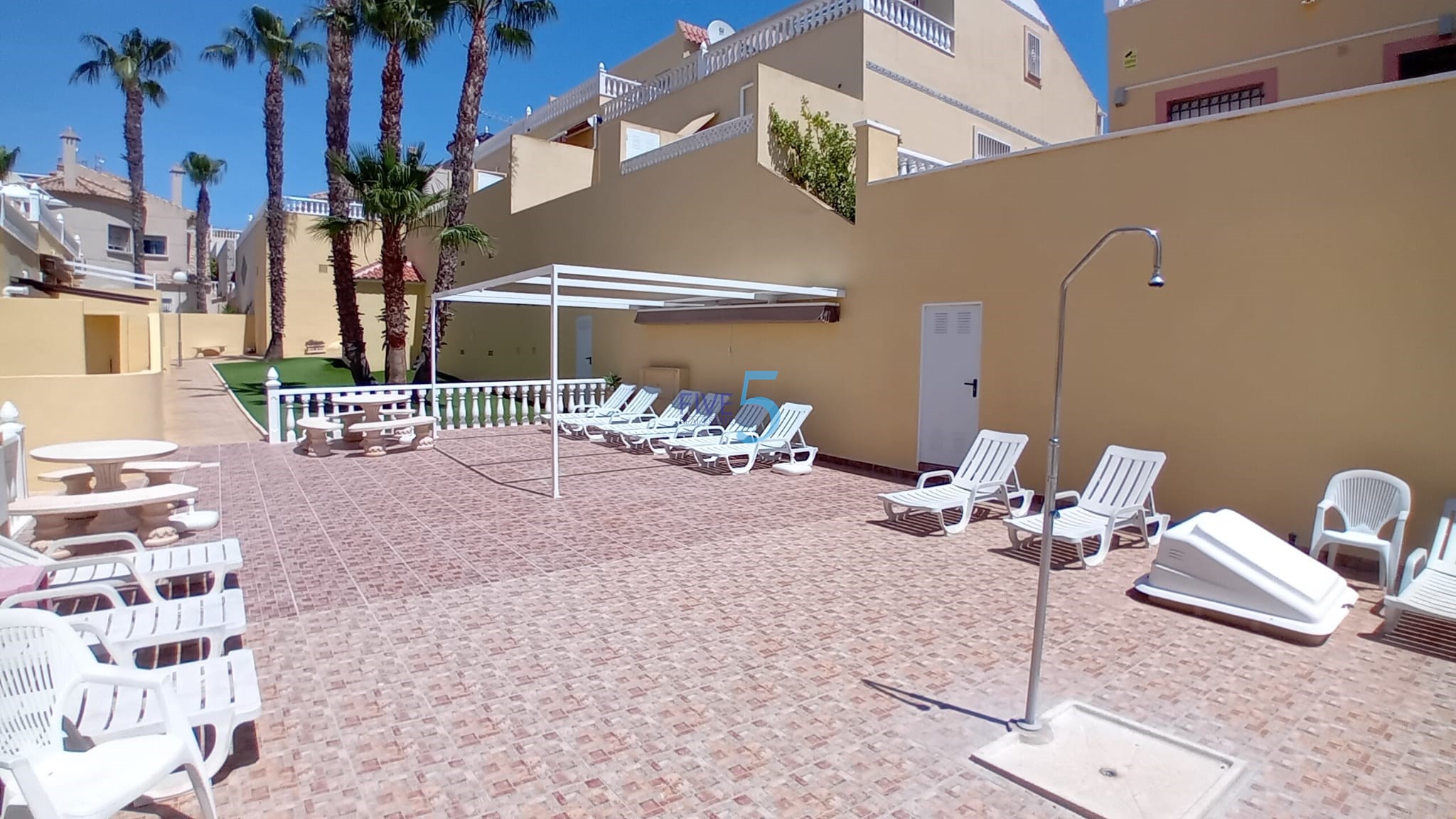 Townhouse te koop in Alicante 29