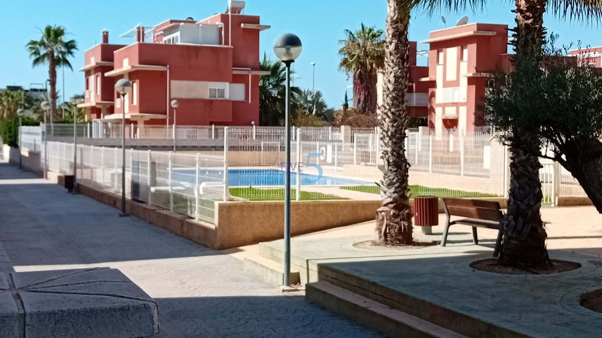 Apartment for sale in Alicante 2