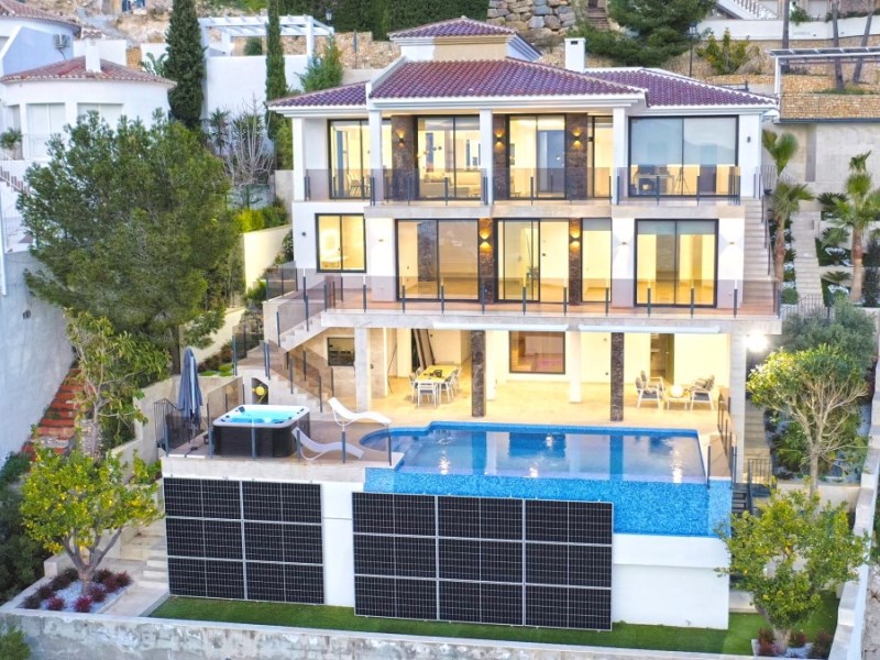 Villa for sale in Altea 1