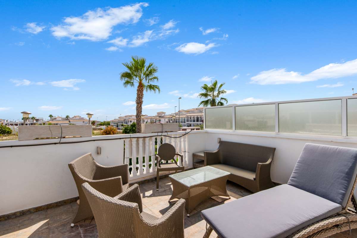 Villa à vendre à Alicante 25