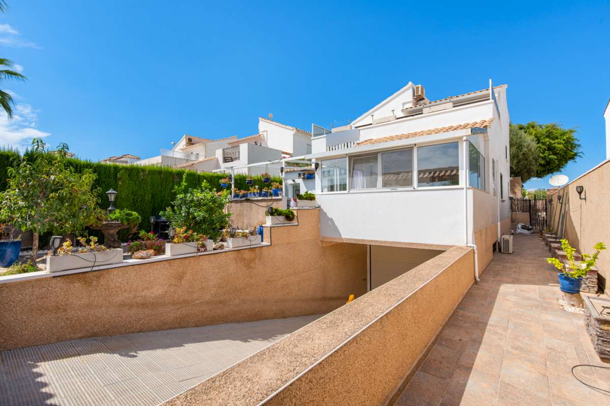 Villa à vendre à Alicante 5