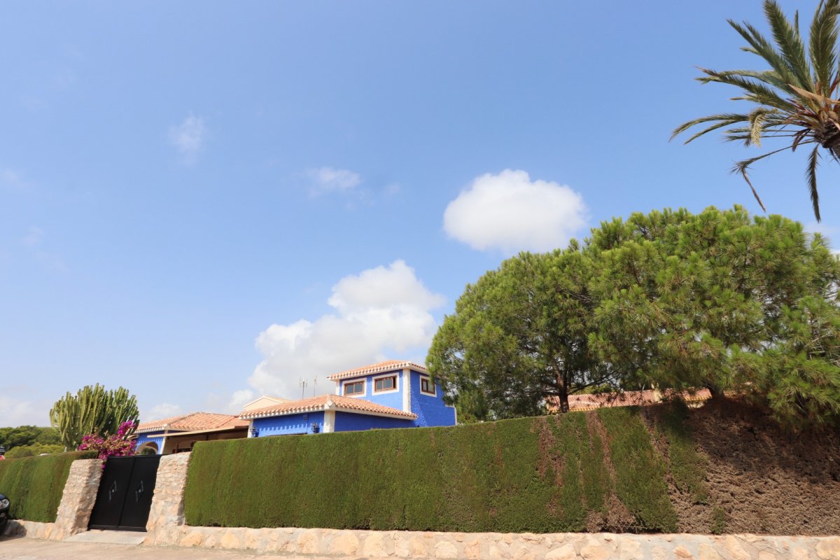 Villa for sale in Alicante 23