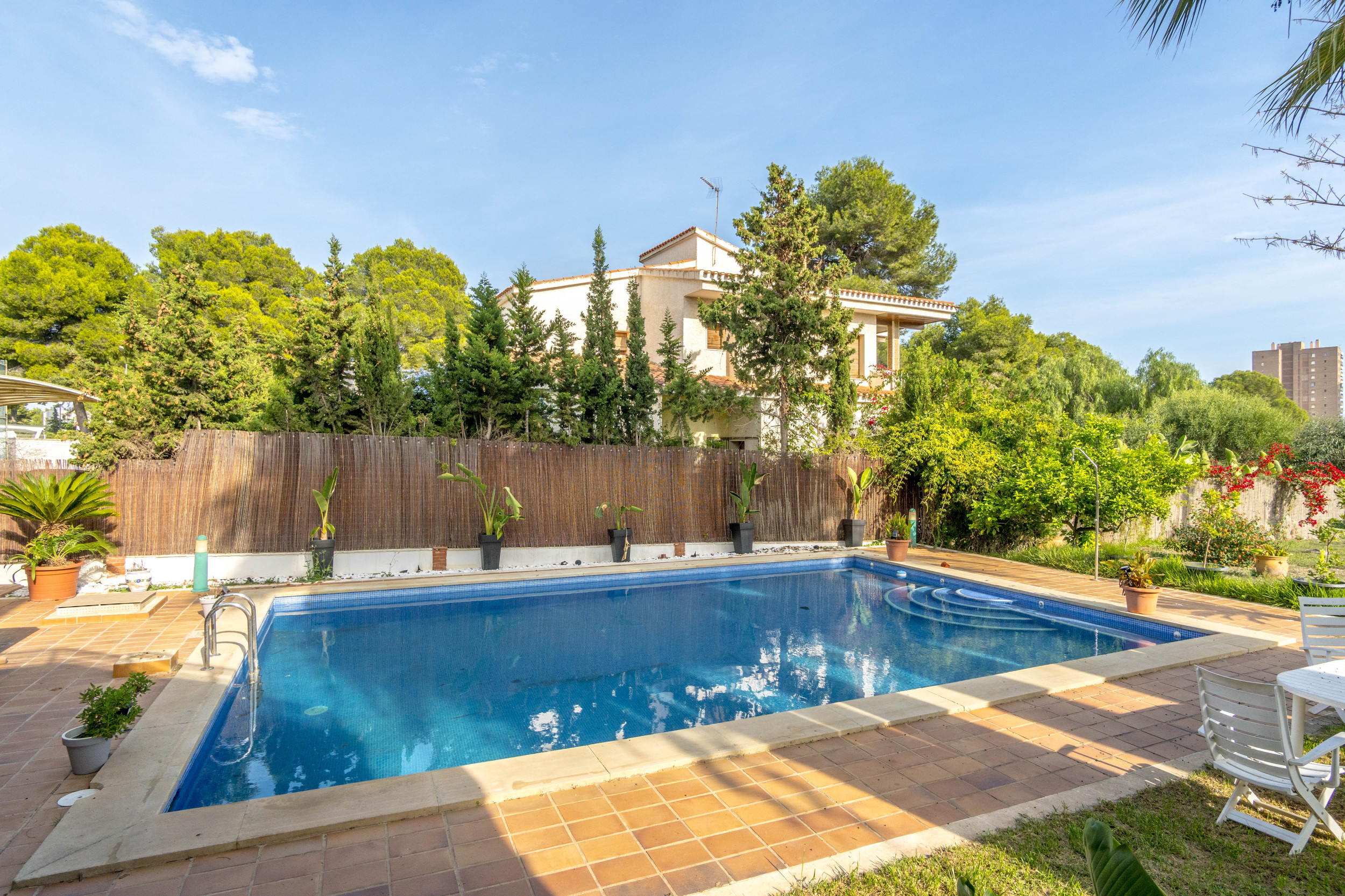 Villa à vendre à Alicante 26