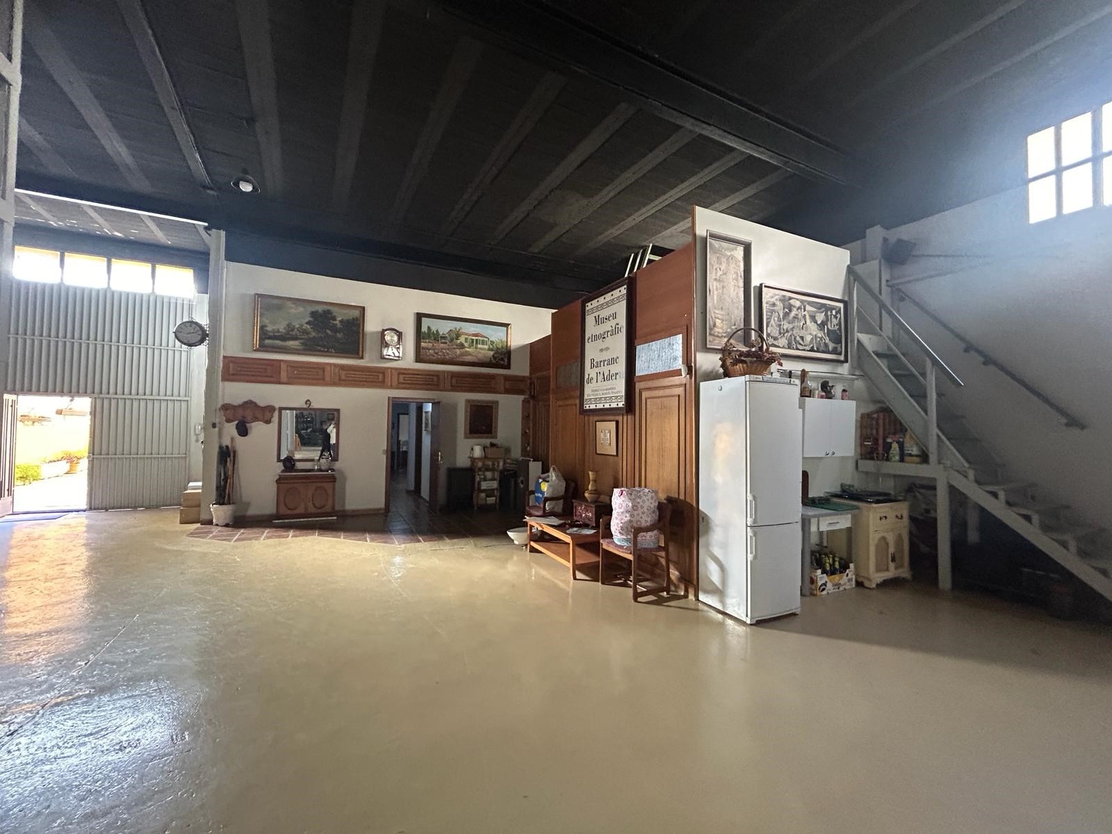 Countryhome for sale in Lorca 36