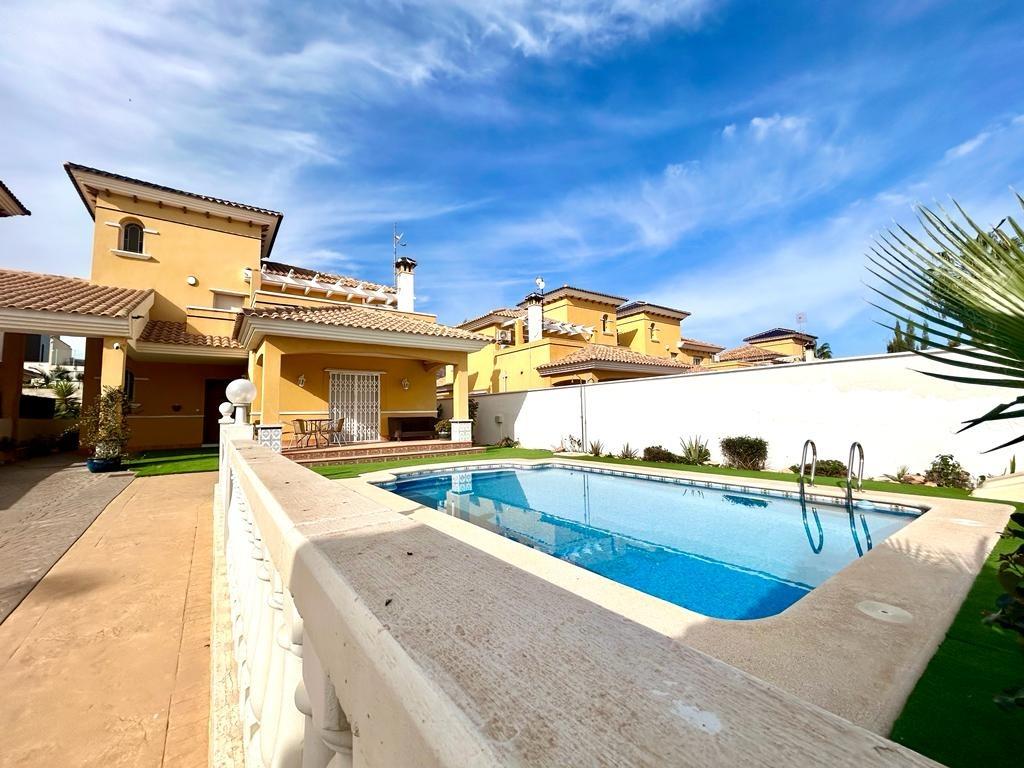 Villa for sale in Guardamar and surroundings 3