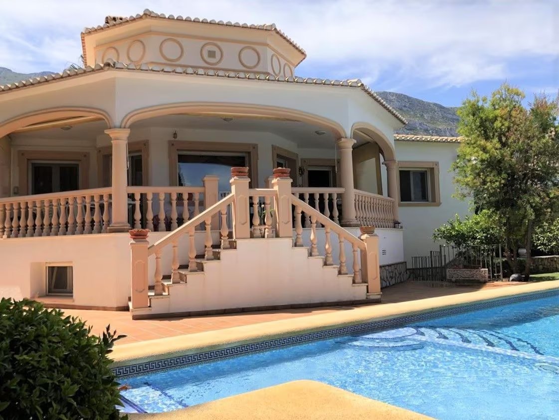 Villa till salu i Dénia 1