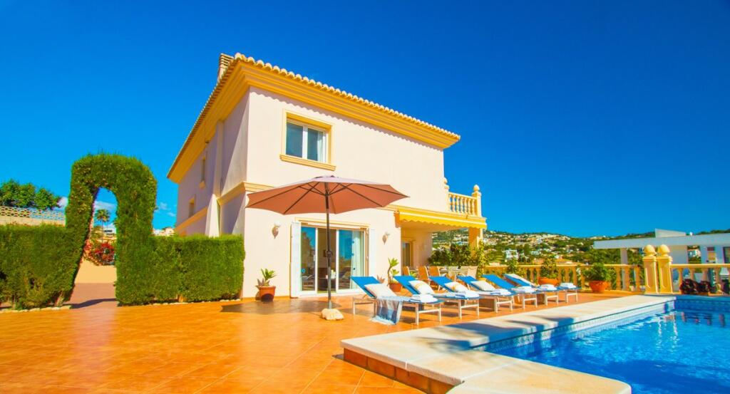 Villa for sale in Alicante 24