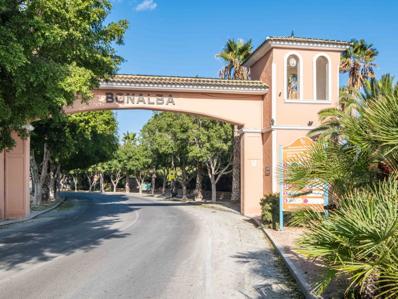 Villa te koop in Alicante 45