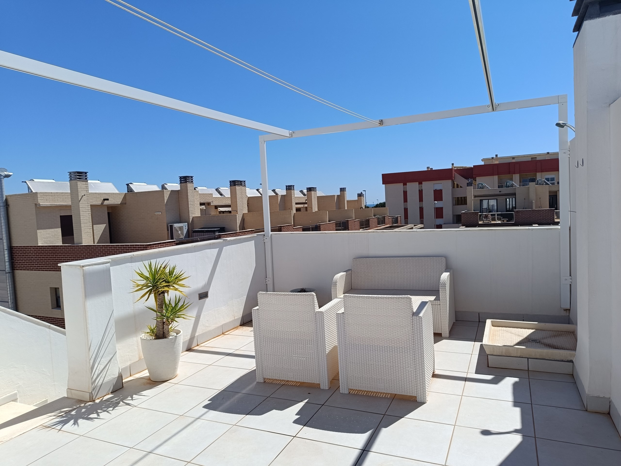 Adosada en venta en Alicante 29