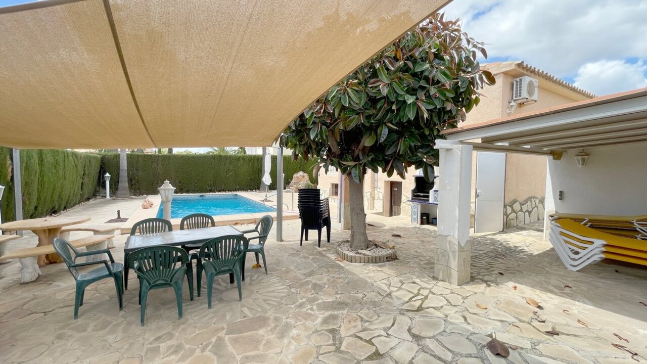 Villa for sale in Calpe 28