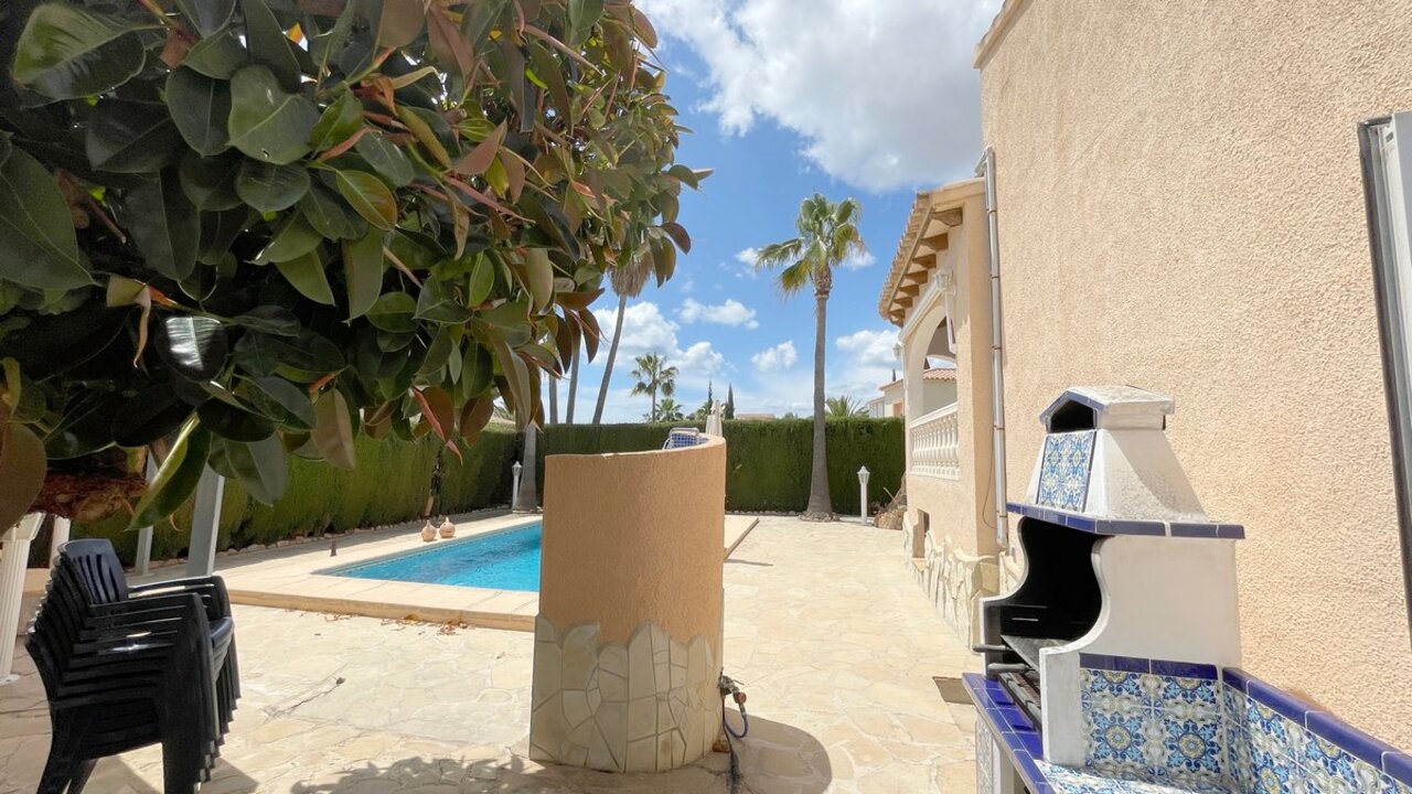 Villa à vendre à Calpe 35