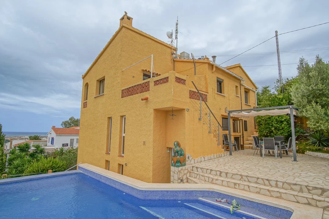 Villa till salu i Dénia 38