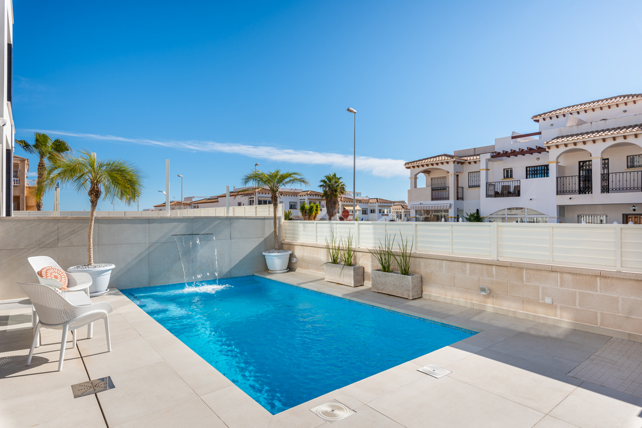 Villa for sale in Alicante 22