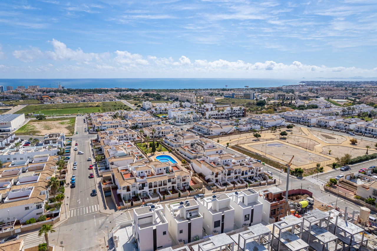 Chalé en venta en Alicante 35