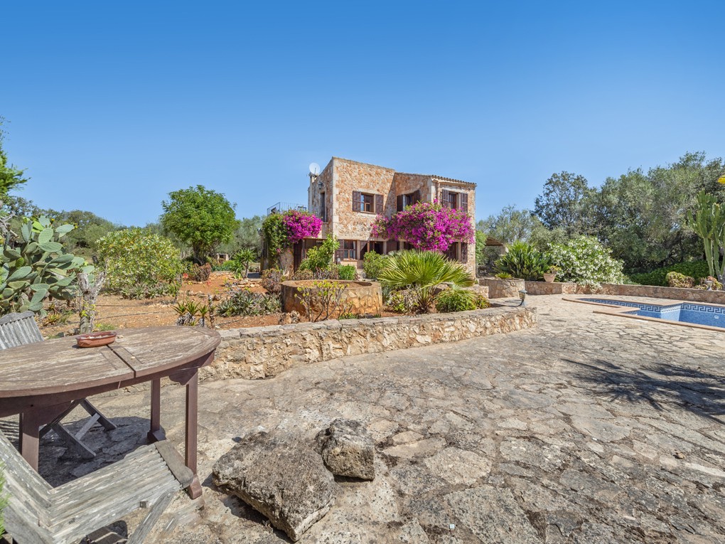 Countryhome for sale in Mallorca East 17