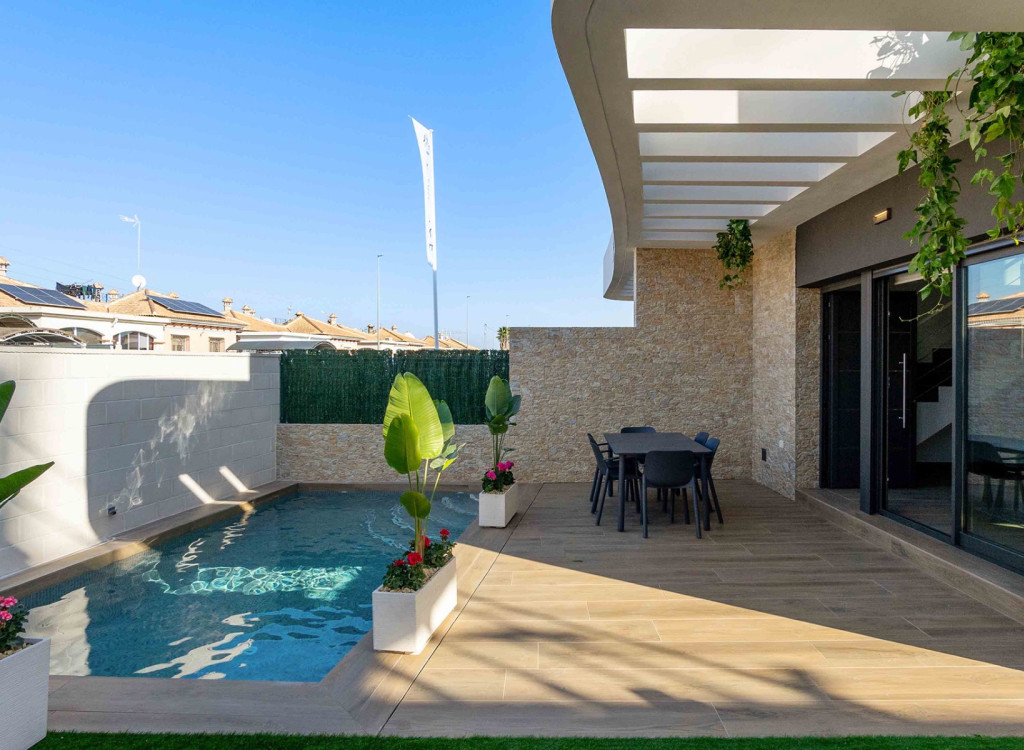 Townhouse na sprzedaż w Alicante 23