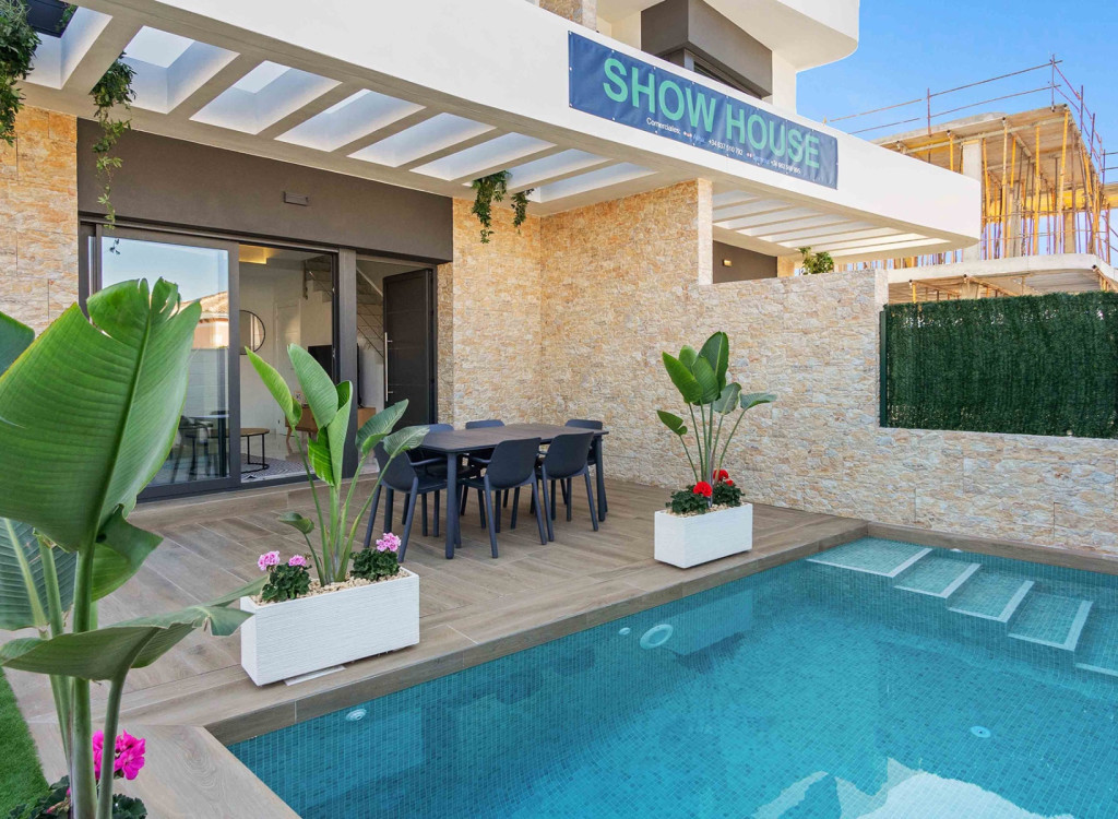 Townhouse for sale in Alicante 4