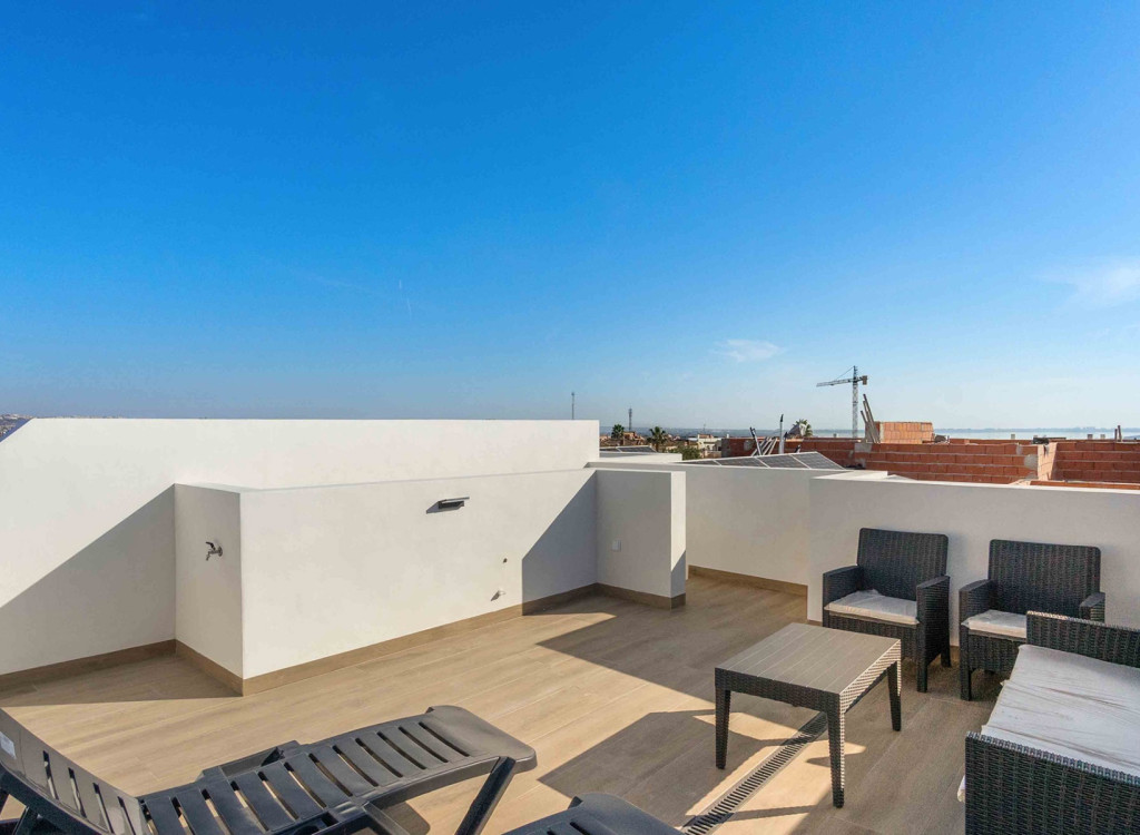 Townhouse te koop in Alicante 44