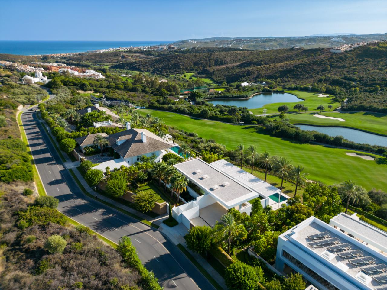 Villa for sale in Casares 8