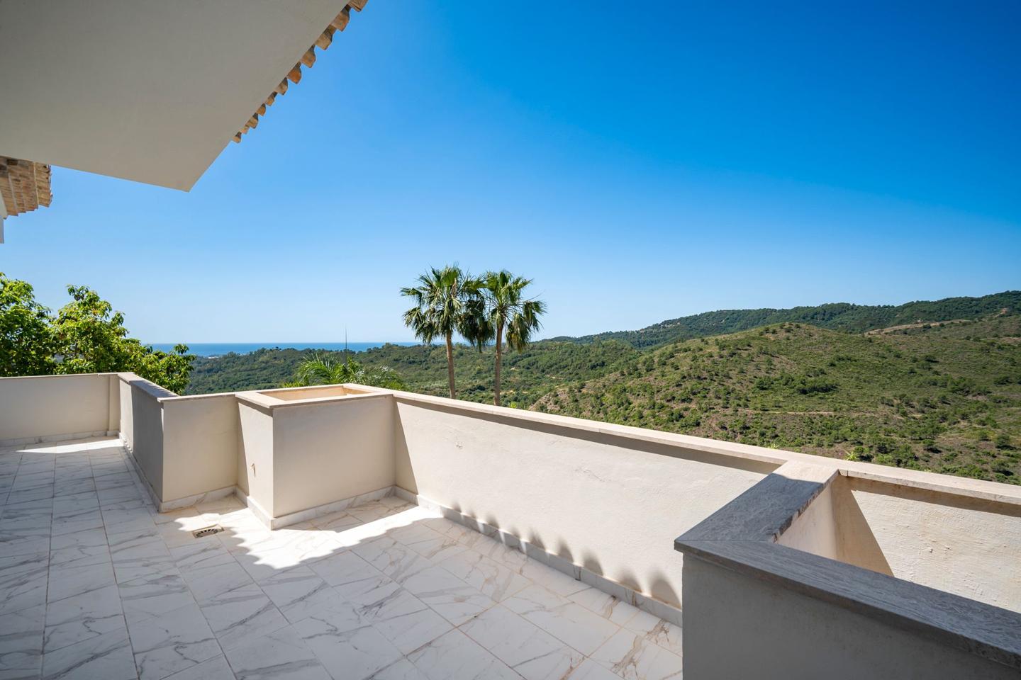 Villa for sale in Benahavís 14