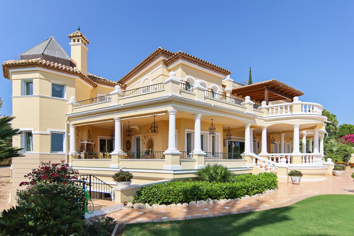 Villa for sale in Benahavís 5