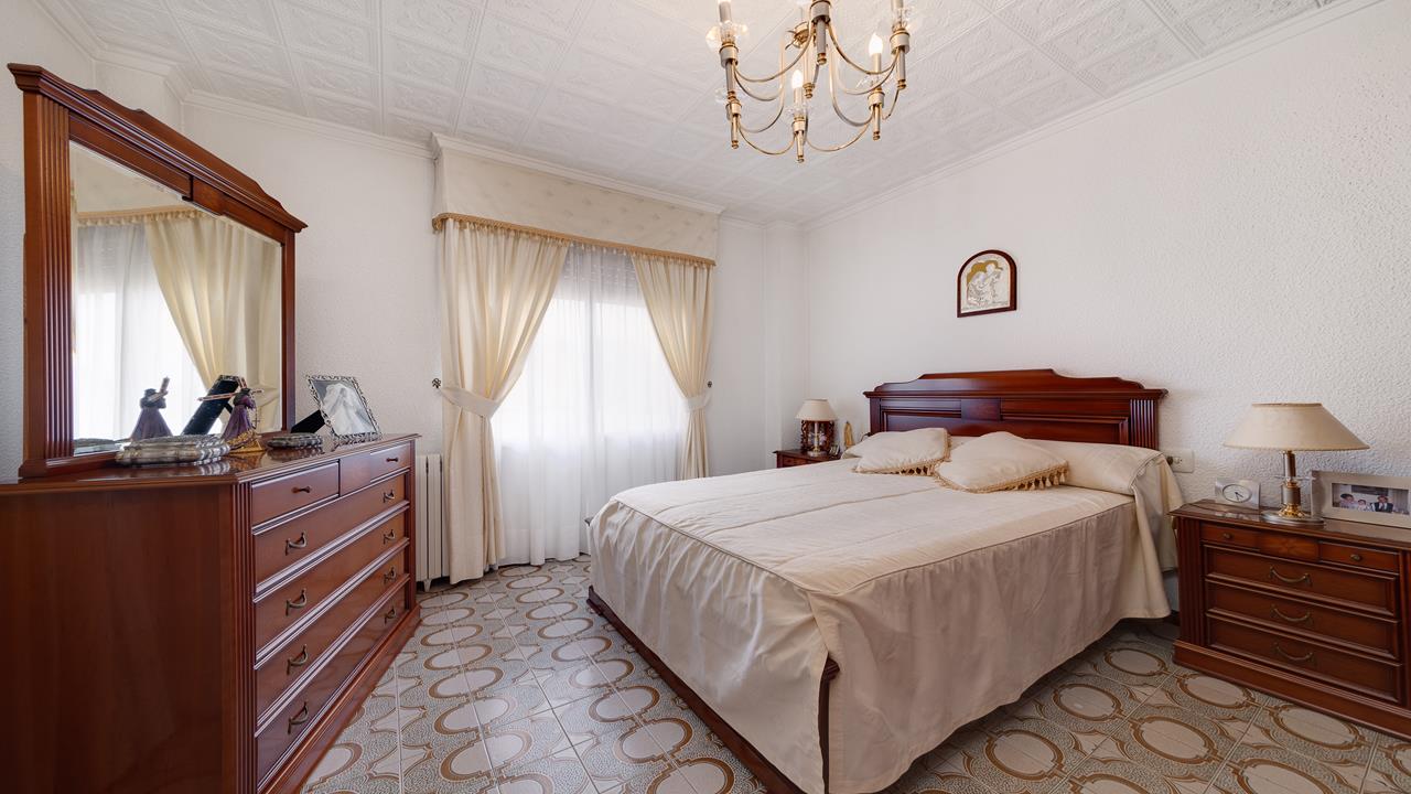 Villa à vendre à Alicante 25