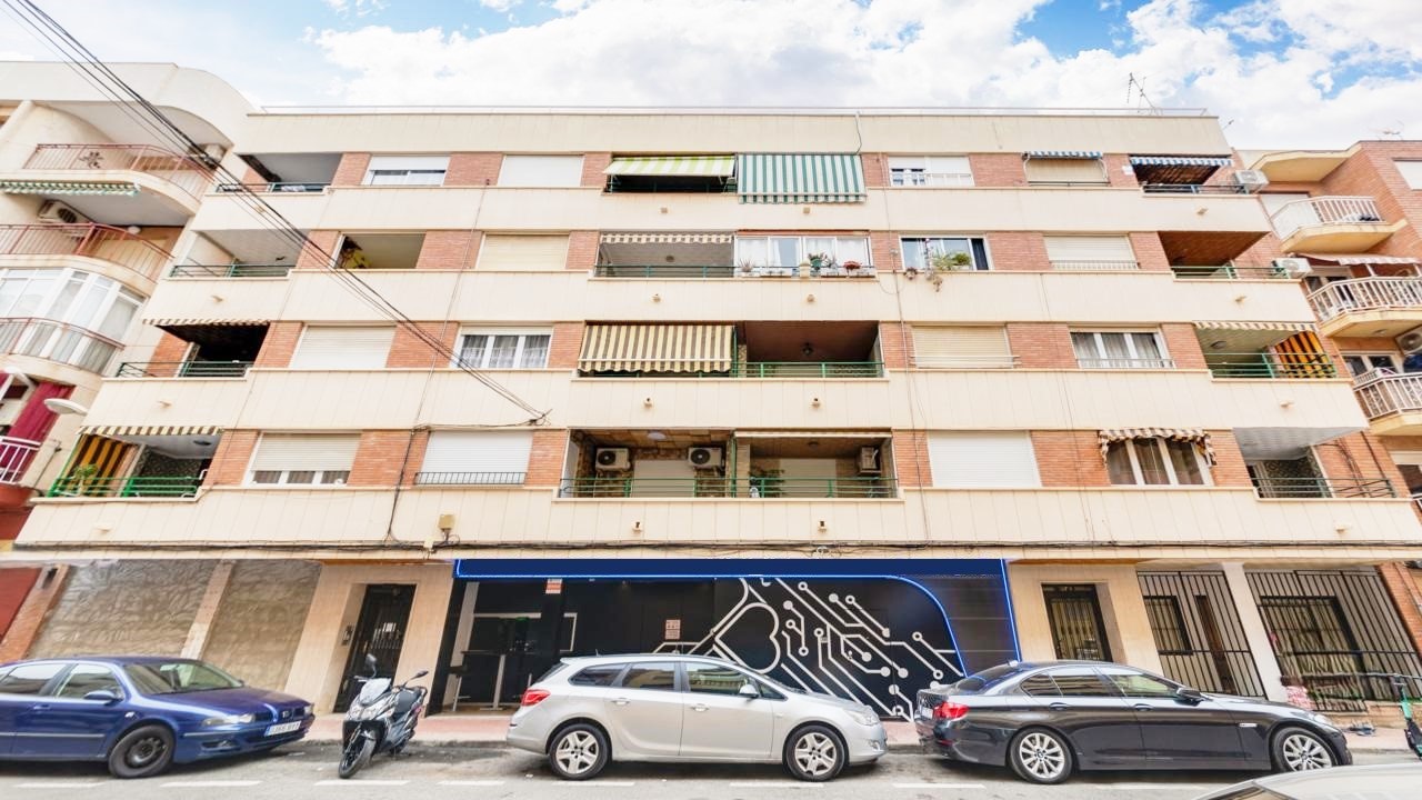 Apartment for sale in Torrevieja and surroundings 2