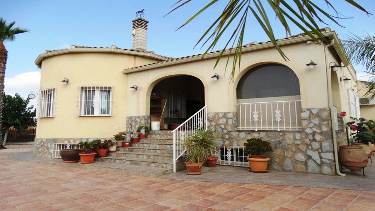 Villa for sale in Alicante 23