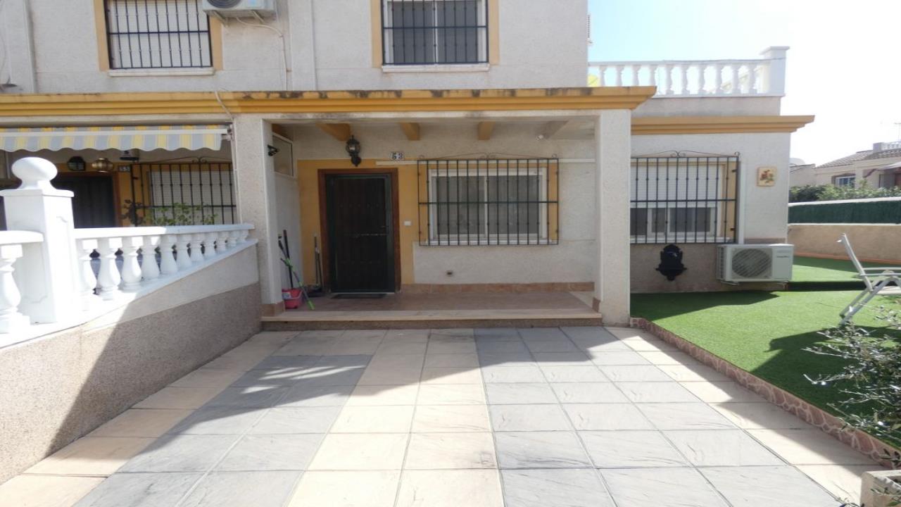Maison de ville à vendre à Alicante 10