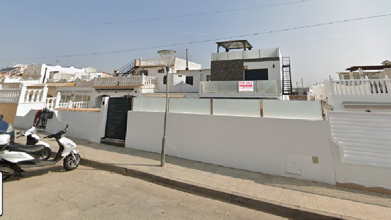 Townhouse na sprzedaż w Alicante 2