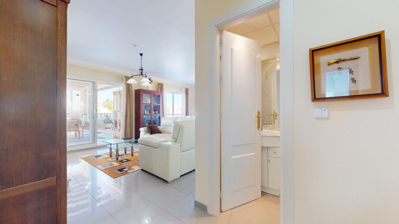 Penthouse for sale in Alicante 28