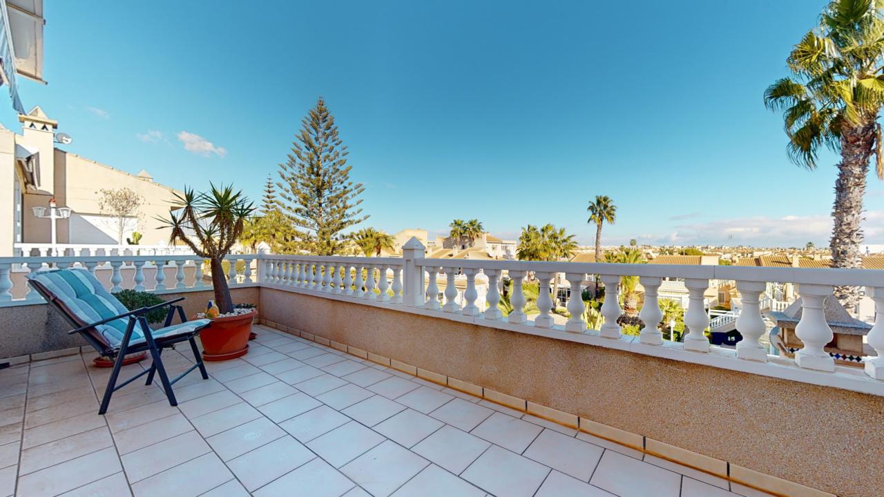 Penthouse for sale in Alicante 41