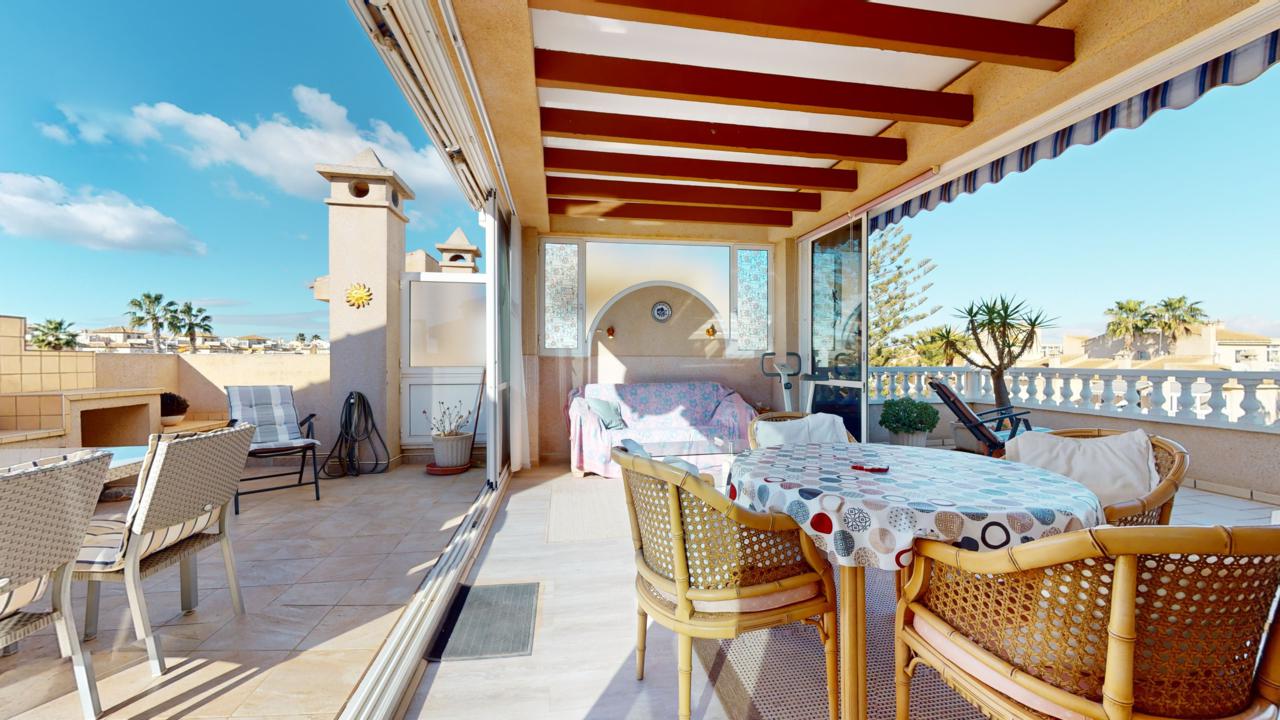 Penthouse for sale in Alicante 43