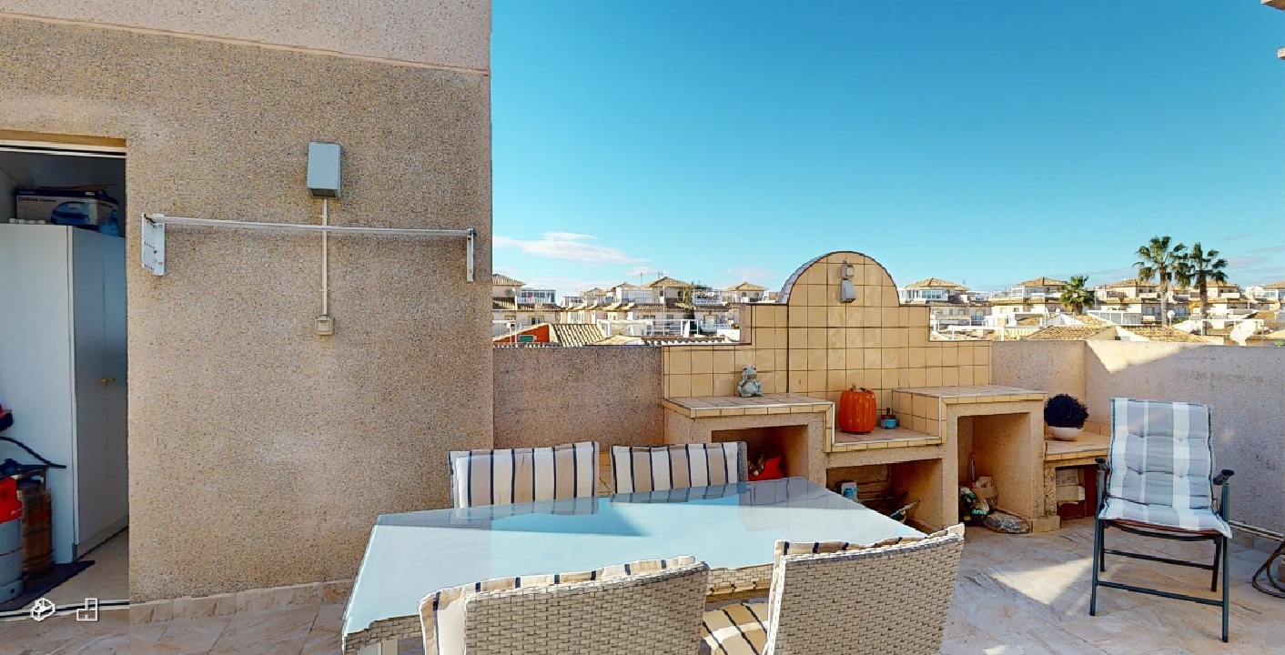 Penthouse for sale in Alicante 46