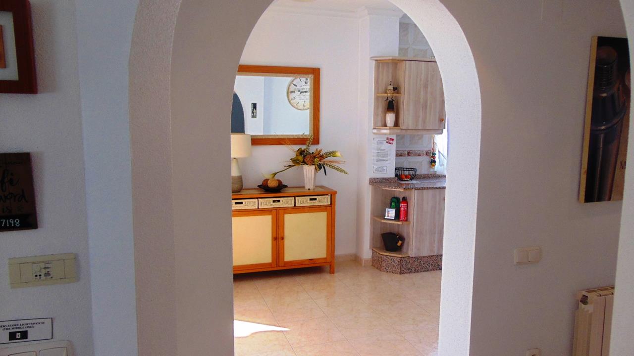 Villa for sale in Alicante 11