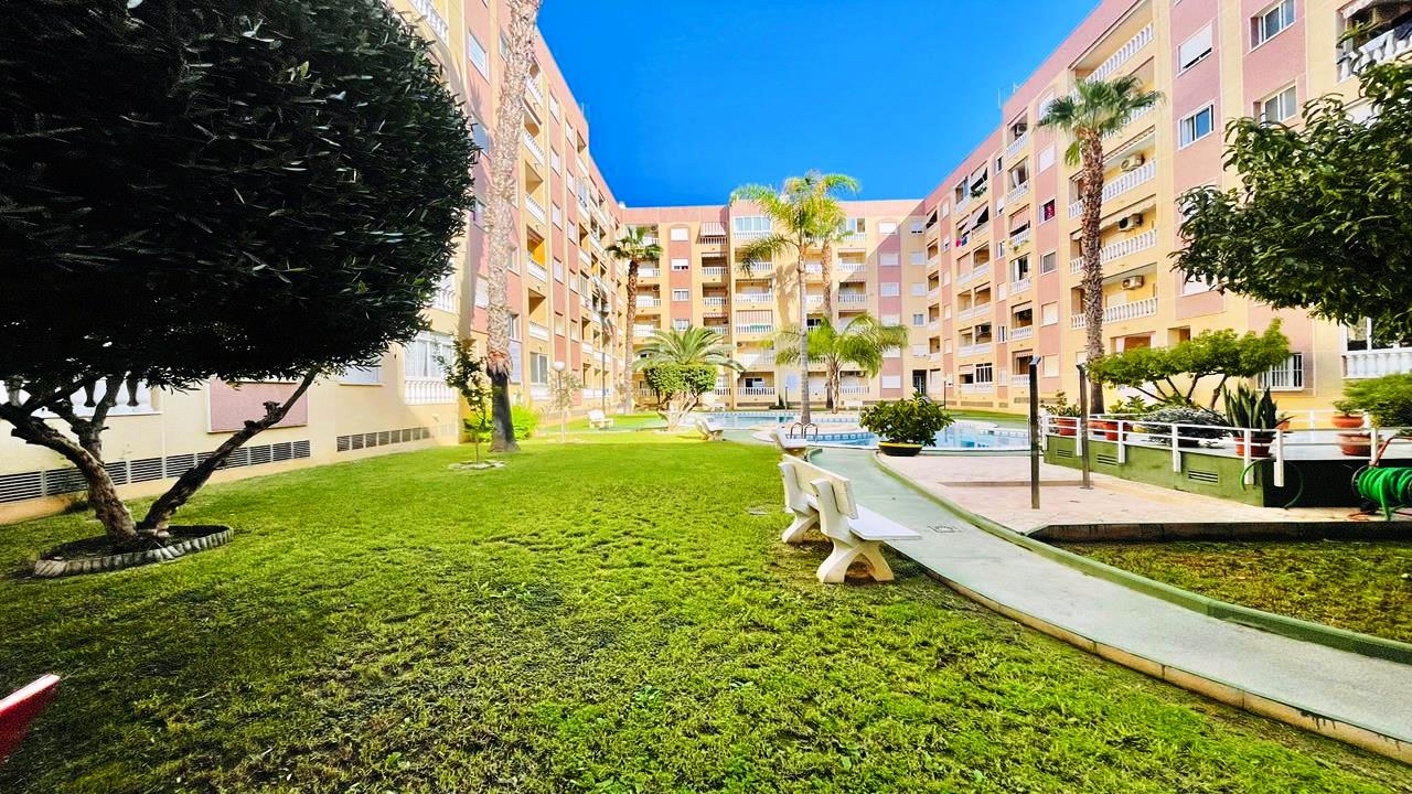 Apartamento en venta en Torrevieja and surroundings 3