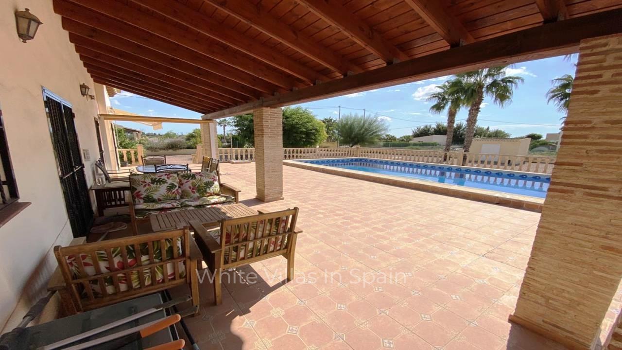 Villa for sale in Alicante 8