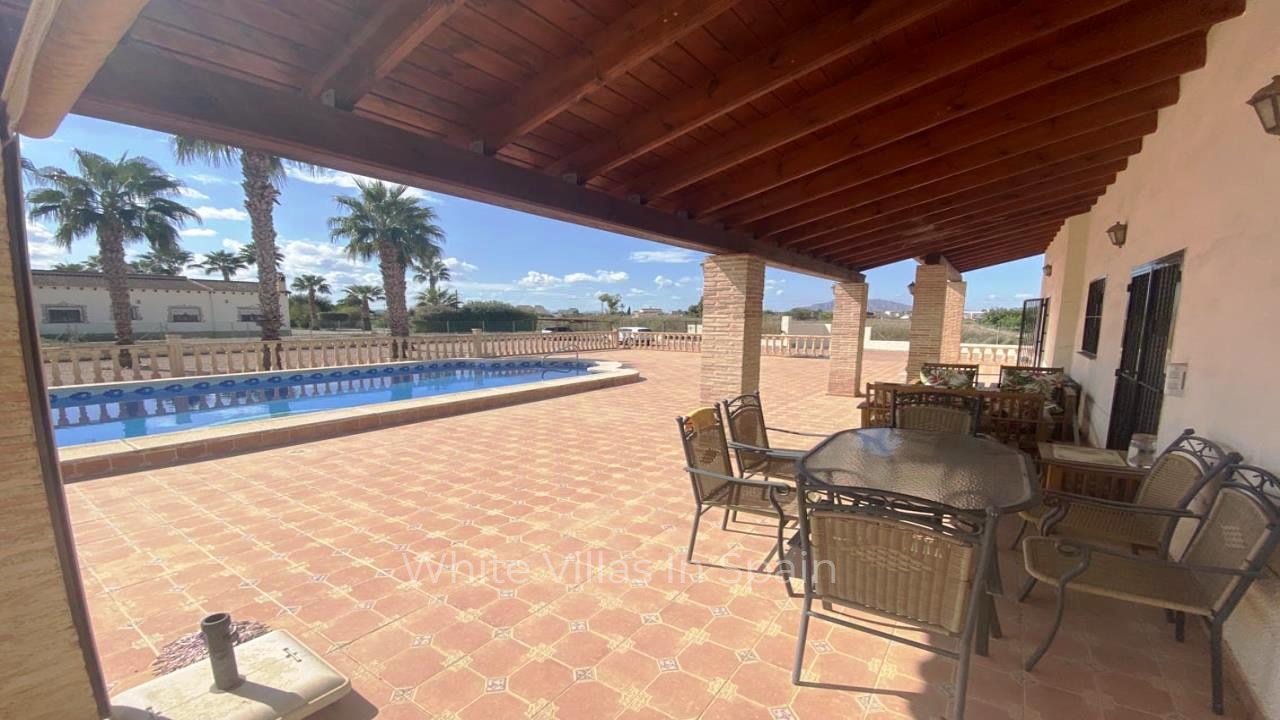 Villa for sale in Alicante 9