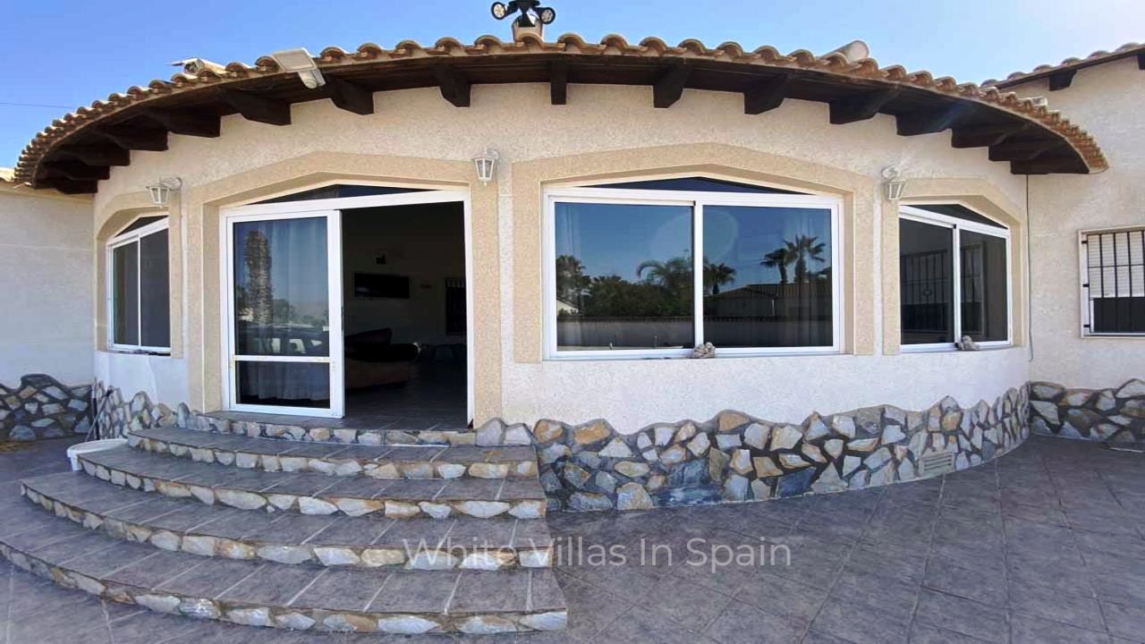 Villa for sale in Alicante 14