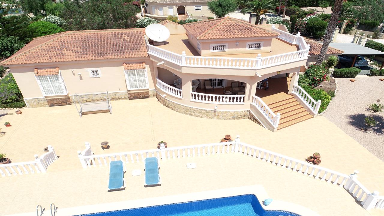 Villa for sale in Alicante 12