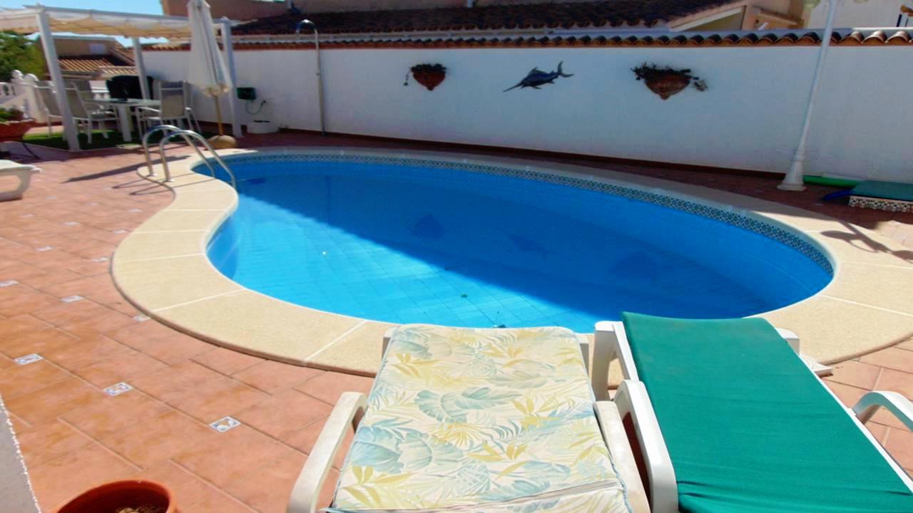 Villa à vendre à Alicante 10