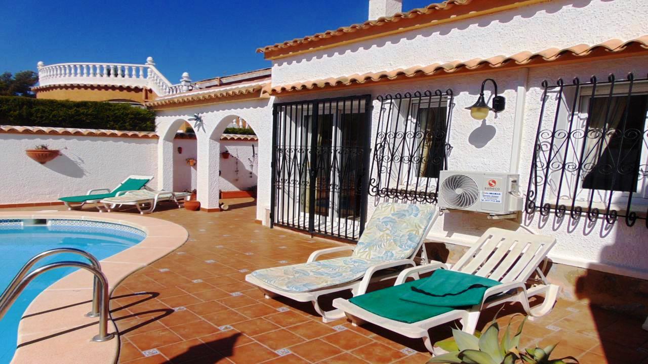 Villa for sale in Alicante 13