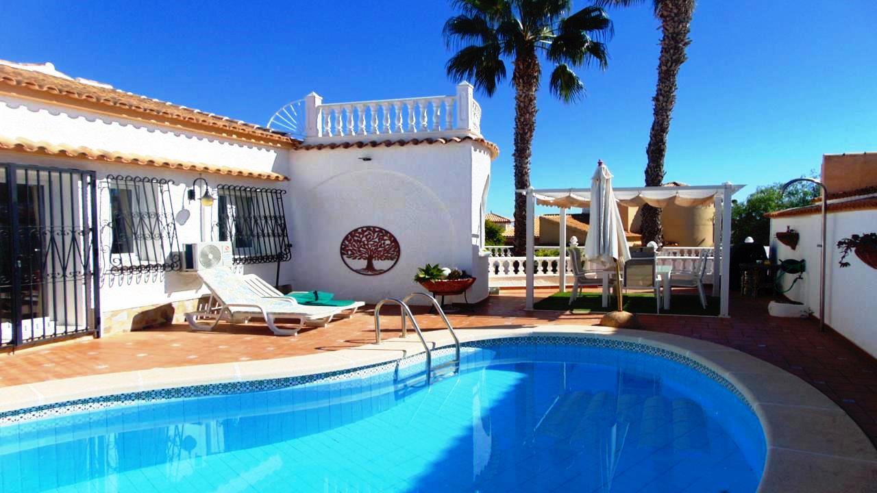 Villa à vendre à Alicante 15