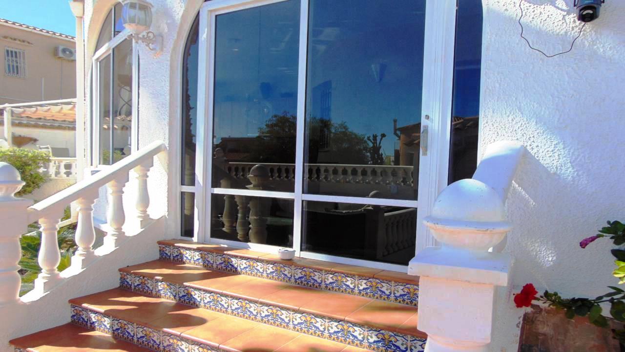 Villa for sale in Alicante 17